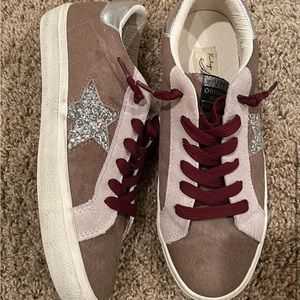 Vintage Havana sneakers